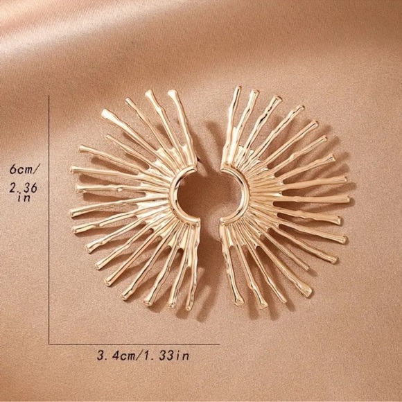 Aria ll Silver Sunrise Earrings - Picture 3 of 3